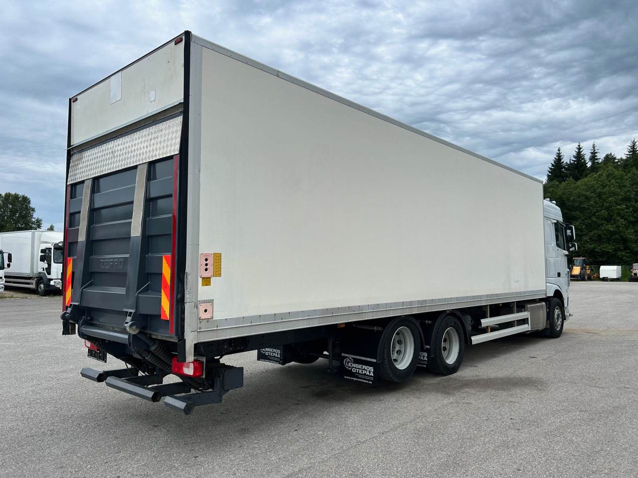 DAF XF510 - Refrigerator truck: picture 4 DAF XF510 - Refrigerator truck: picture 4