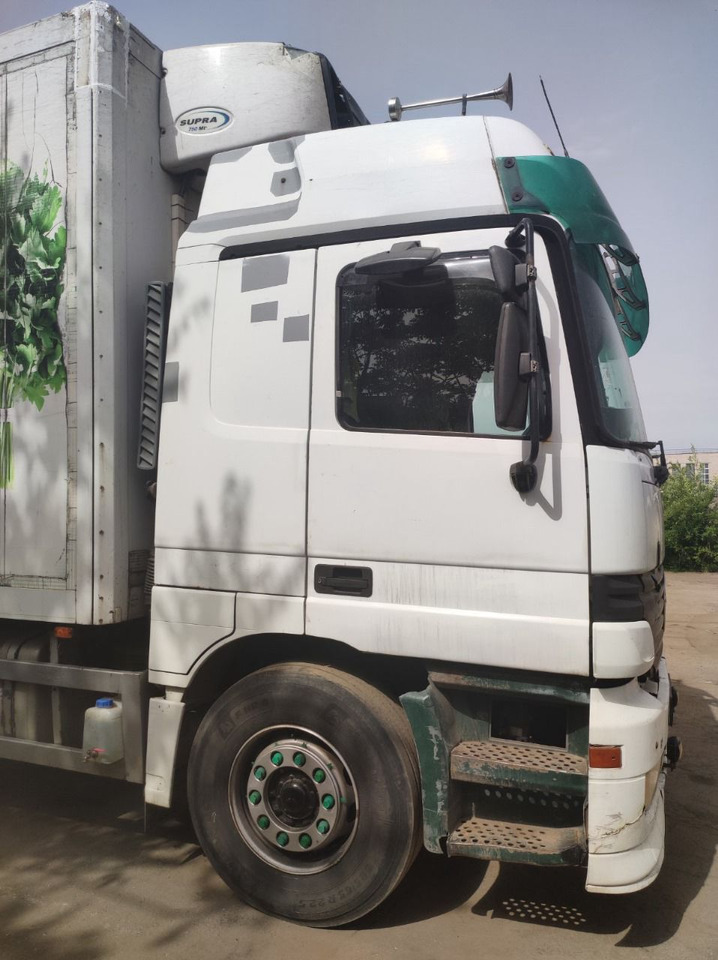 Refrigerator truck MERCEDES-BENZ Actros 2543: picture 8
