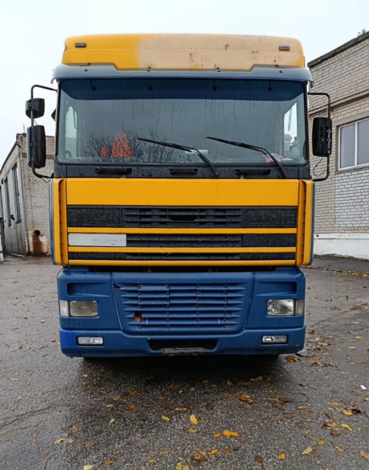 DAF XF 95.380 S1681 - Tractor unit: picture 2 DAF XF 95.380 S1681 - Tractor unit: picture 2