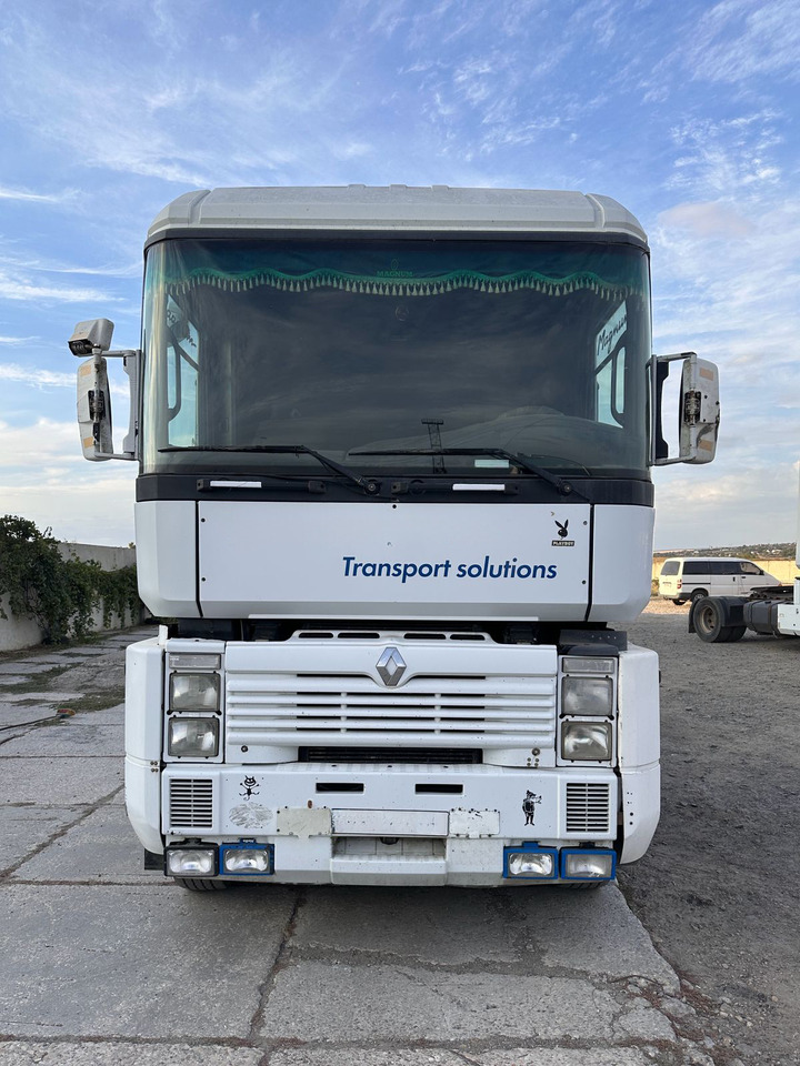 RENAULT Magnum 440 | ID1647S - Tractor unit: picture 2 RENAULT Magnum 440 | ID1647S - Tractor unit: picture 2