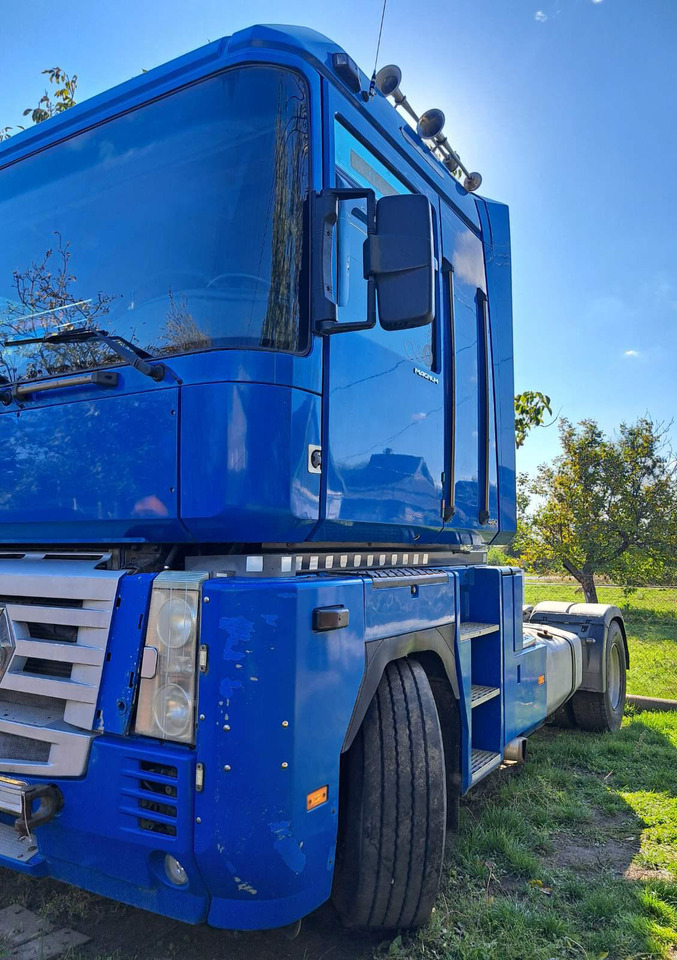 RENAULT Magnum 480 - Tractor unit: picture 4 RENAULT Magnum 480 - Tractor unit: picture 4