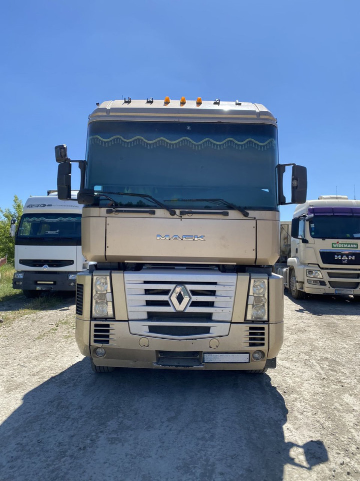 RENAULT Magnum 480 - Tractor unit: picture 2 RENAULT Magnum 480 - Tractor unit: picture 2