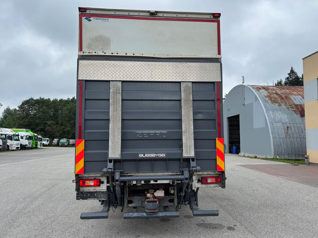 Truck VOLVO FM460: picture 7