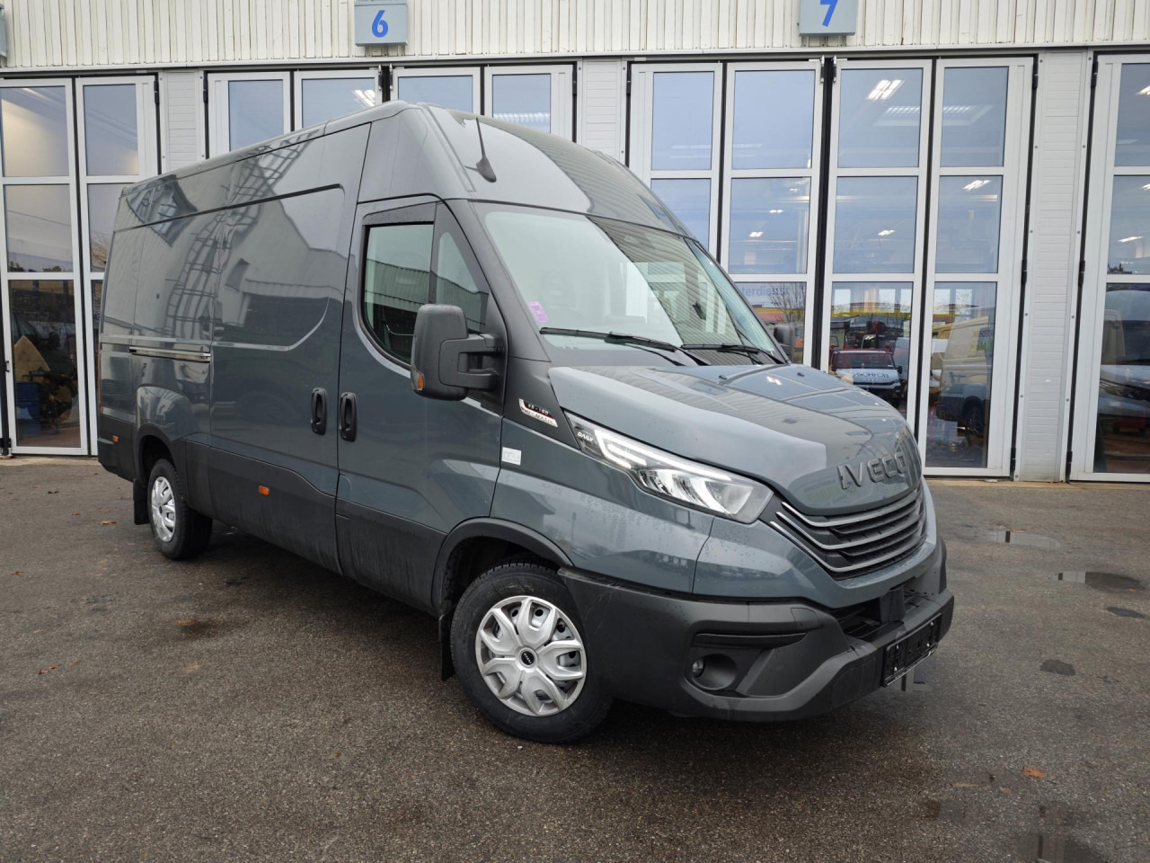 IVECO 35S16H30A8V - Panel van: picture 2 IVECO 35S16H30A8V - Panel van: picture 2