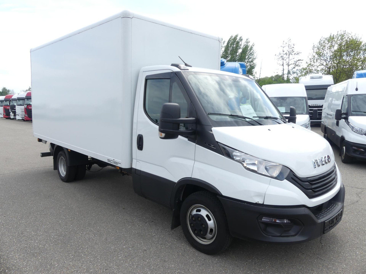 IVECO Daily 35C16H Euro6 Klima ZV - Cab chassis truck: picture 1 IVECO Daily 35C16H Euro6 Klima ZV - Cab chassis truck: picture 1