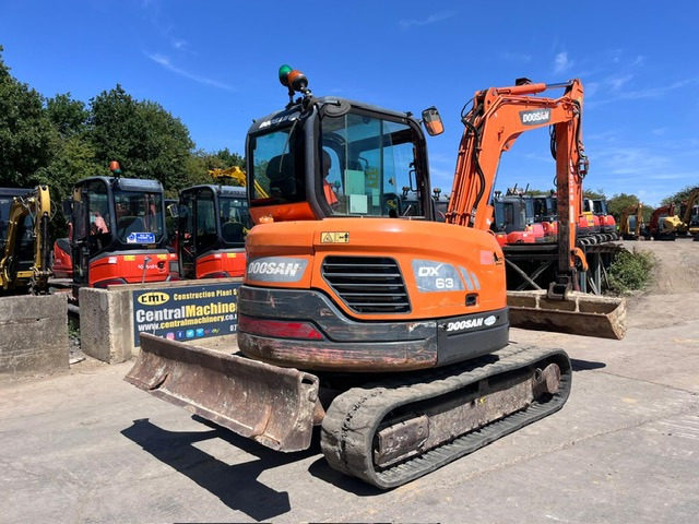 Doosan DX63-3 - Mini excavator: picture 2 Doosan DX63-3 - Mini excavator: picture 2