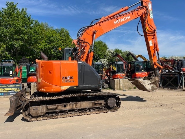 Hitachi ZX 135 US 5-B - Crawler excavator: picture 1 Hitachi ZX 135 US 5-B - Crawler excavator: picture 1