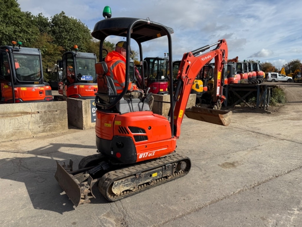 Kubota U 17-3 - Mini excavator: picture 3 Kubota U 17-3 - Mini excavator: picture 3