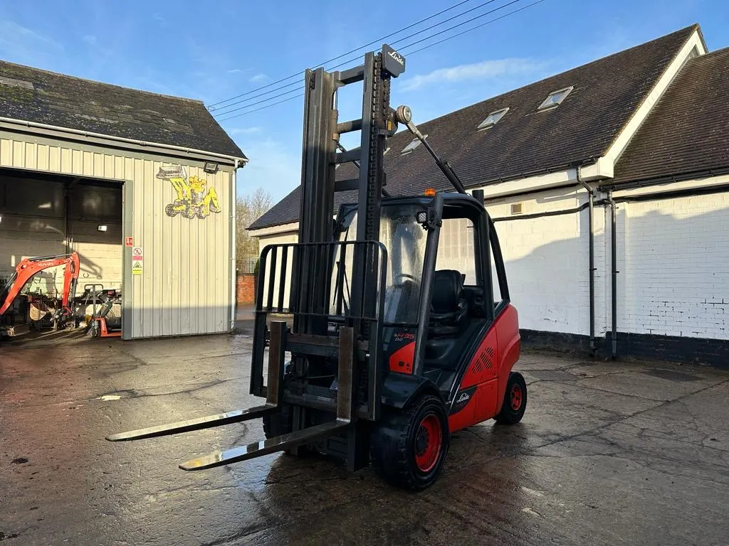 Linde H35 Stock No T161 - Forklift: picture 5 Linde H35 Stock No T161 - Forklift: picture 5