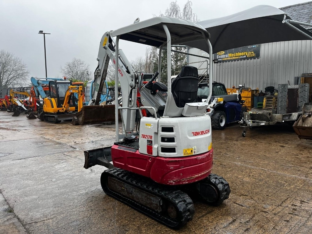 Takeuchi TB 217 R - Mini excavator: picture 5 Takeuchi TB 217 R - Mini excavator: picture 5