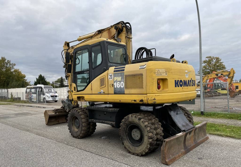 Komatsu PW 160 ES-7K Clima German machine! - Wheel excavator: picture 3 Komatsu PW 160 ES-7K Clima German machine! - Wheel excavator: picture 3
