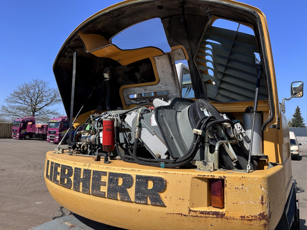 Wheel excavator LIEBHERR A 314 All hydr. lines SW 33- 30 Km/h: picture 21
