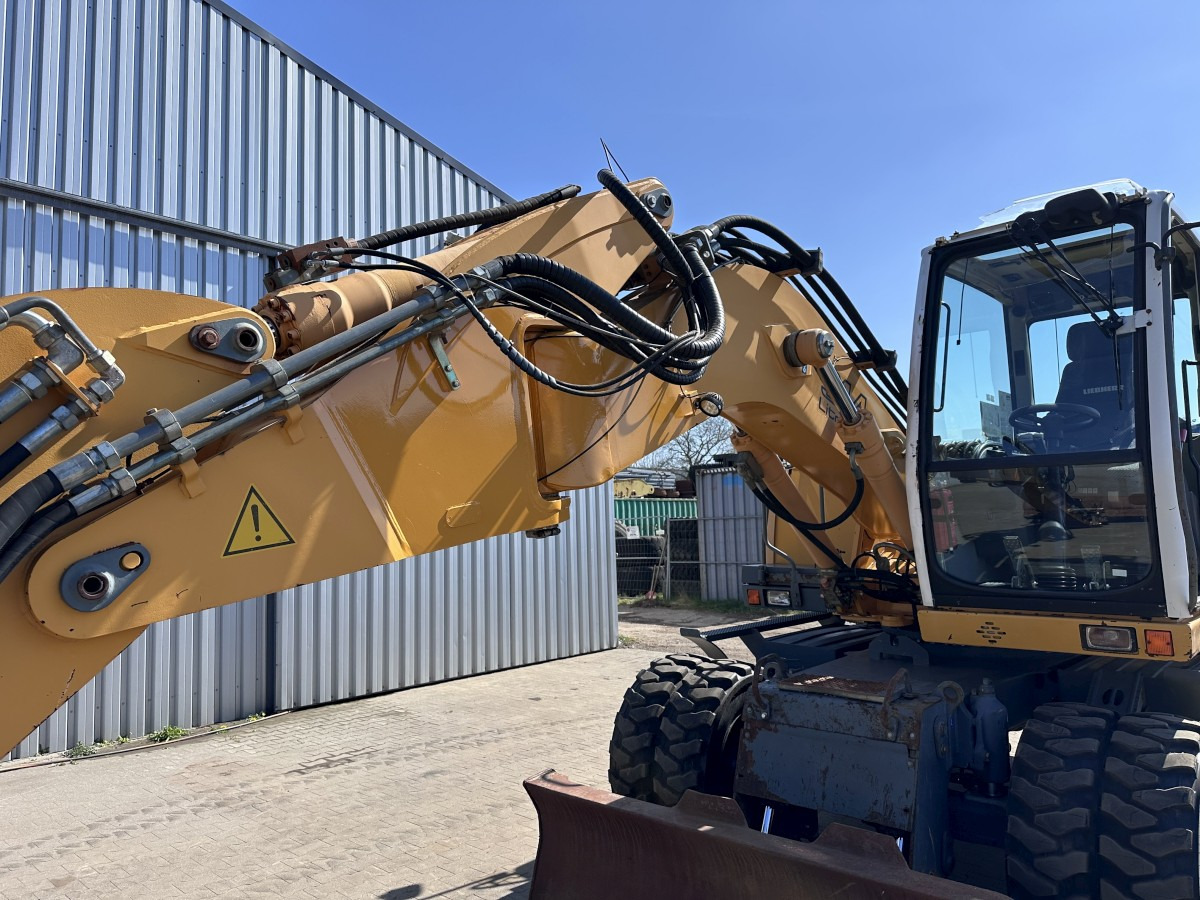 Wheel excavator LIEBHERR A 314 All hydr. lines SW 33- 30 Km/h: picture 38