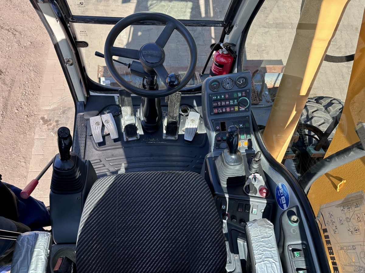 Wheel excavator LIEBHERR A 314 All hydr. lines SW 33- 30 Km/h: picture 12