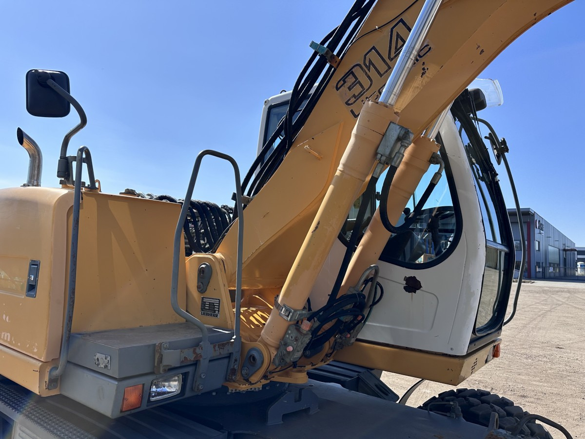 Wheel excavator LIEBHERR A 314 All hydr. lines SW 33- 30 Km/h: picture 34