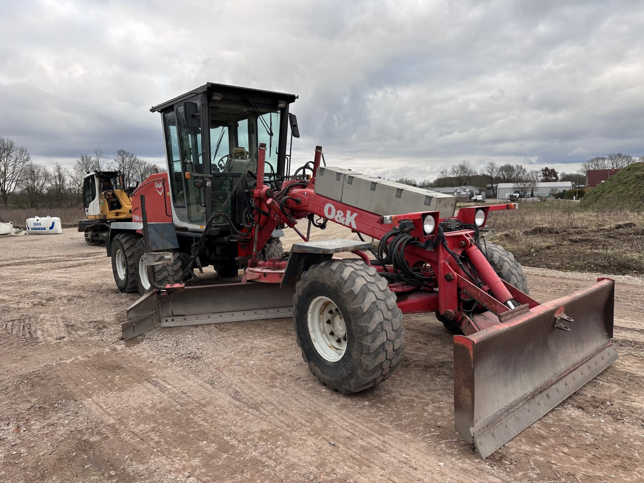 O&K F 106.5 - 6x6 Laser Topcon- Klima Cummins 6 Zyl. - Grader: picture 4 O&K F 106.5 - 6x6 Laser Topcon- Klima Cummins 6 Zyl. - Grader: picture 4