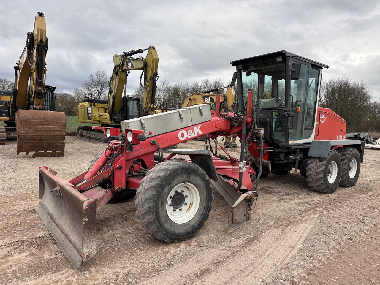 O&K F 106.5 - 6x6 Laser Topcon- Klima Cummins 6 Zyl. - Grader: picture 3 O&K F 106.5 - 6x6 Laser Topcon- Klima Cummins 6 Zyl. - Grader: picture 3