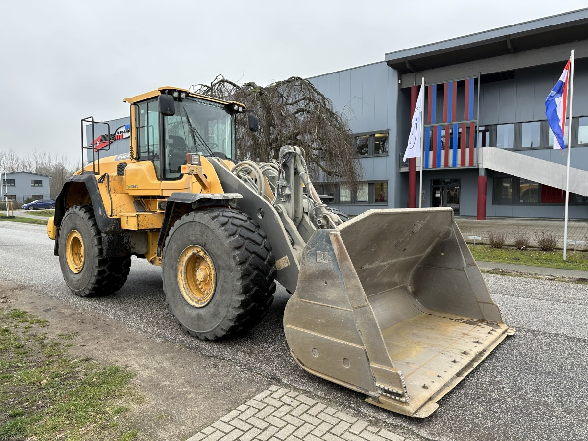 VOLVO L 150 G CDC Auto lub. German machine Top ! ! ! - Wheel loader: picture 5 VOLVO L 150 G CDC Auto lub. German machine Top ! ! ! - Wheel loader: picture 5