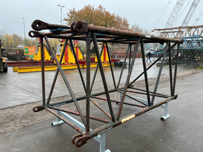 Hitachi KH 230-3 - Truck mounted crane for Construction machinery: picture 4 Hitachi KH 230-3 - Truck mounted crane for Construction machinery: picture 4
