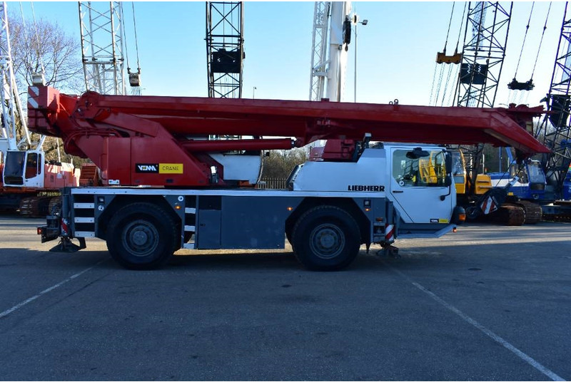 Liebherr LTM 1040-2.1 - All terrain crane: picture 5 Liebherr LTM 1040-2.1 - All terrain crane: picture 5
