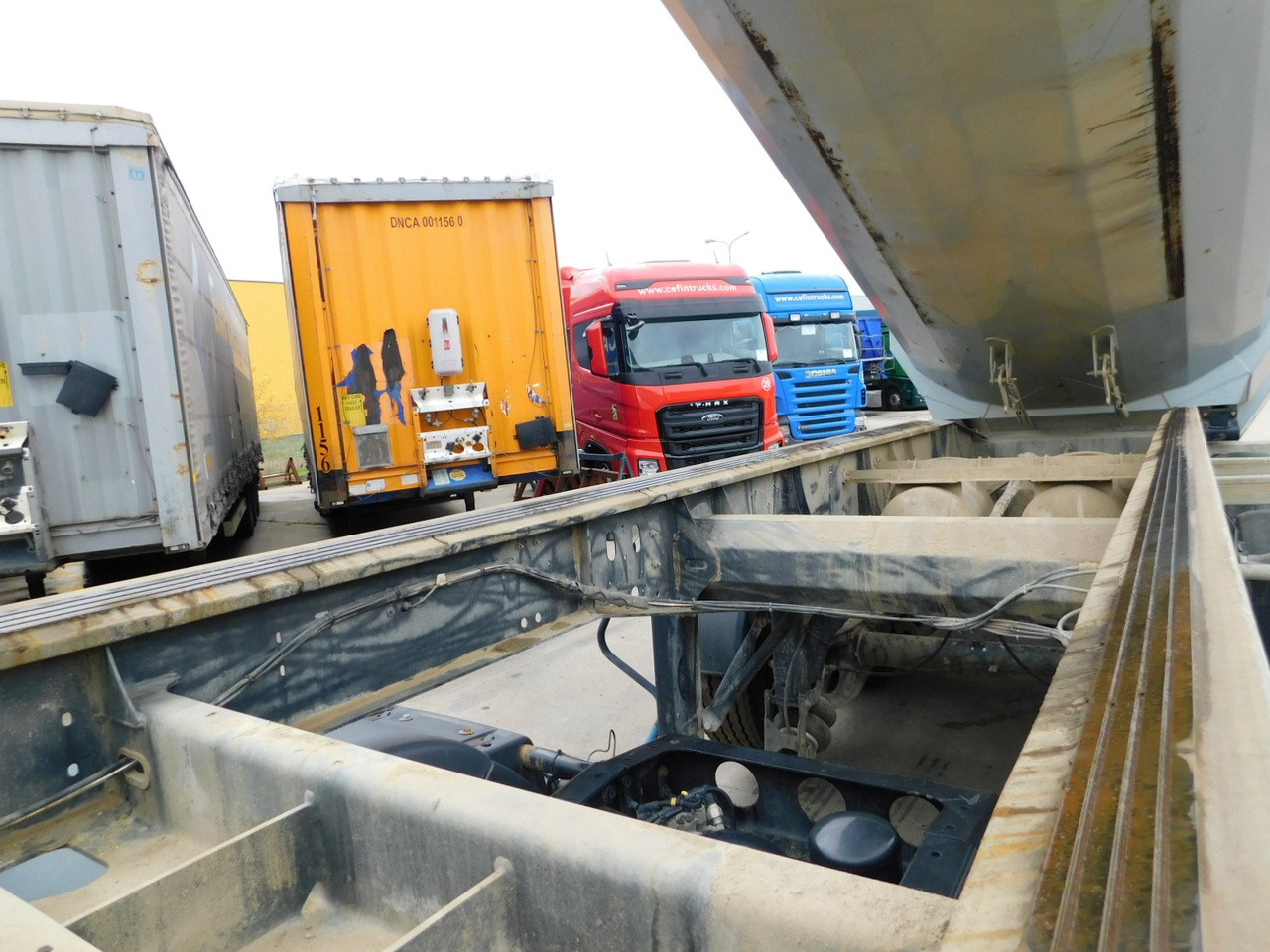 Tipper semi-trailer Schwarzmuller K serie: picture 7