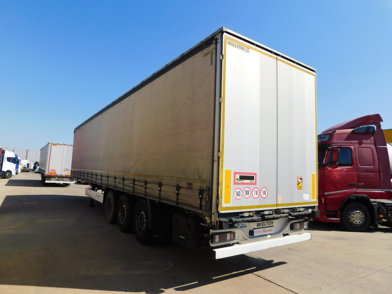 Wielton Ns3k - Curtainsider semi-trailer: picture 4 Wielton Ns3k - Curtainsider semi-trailer: picture 4