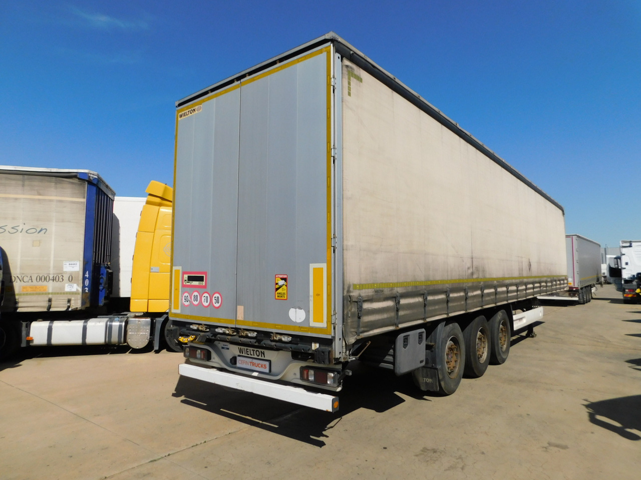 Wielton Ns3k - Curtainsider semi-trailer: picture 3 Wielton Ns3k - Curtainsider semi-trailer: picture 3