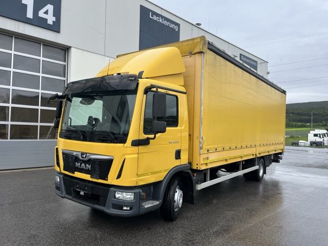 MAN TGL 12.220 4x2 BL Euro6 Klima Luftfeder - Curtain side truck: picture 1 MAN TGL 12.220 4x2 BL Euro6 Klima Luftfeder - Curtain side truck: picture 1