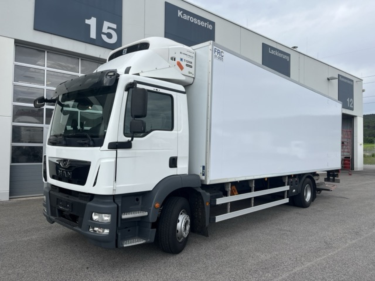 MAN TGM 15.290 4x2 LL Tiefkühler ATP 08.2028 Euro6 - Refrigerated delivery van: picture 1 MAN TGM 15.290 4x2 LL Tiefkühler ATP 08.2028 Euro6 - Refrigerated delivery van: picture 1