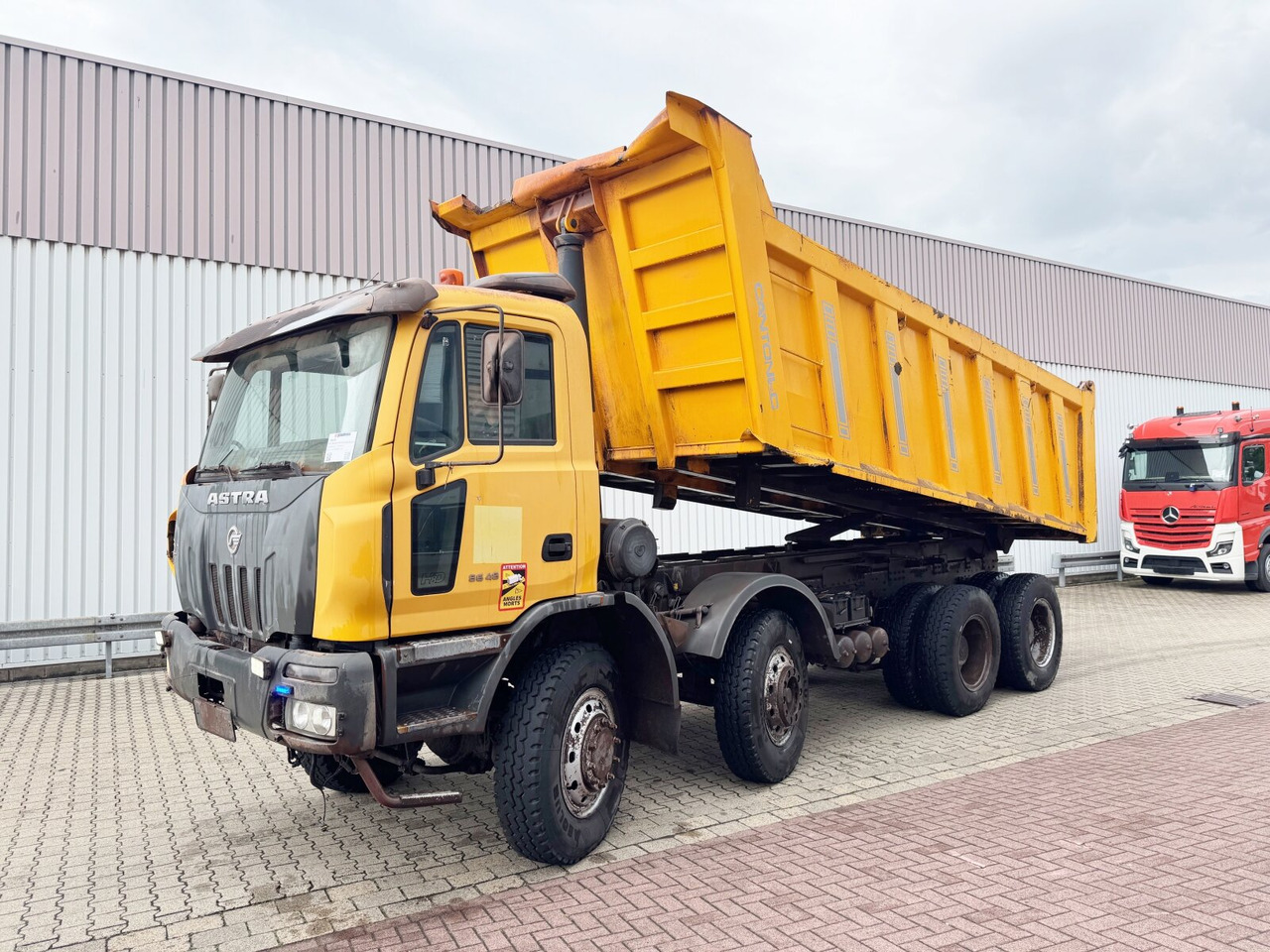 ASTRA HHD8 86.48-80 8x6 ASTRA HHD8 86.48-80 8x6 Mulde ca. 24m³ - Dumper: picture 1 ASTRA HHD8 86.48-80 8x6 ASTRA HHD8 86.48-80 8x6 Mulde ca. 24m³ - Dumper: picture 1