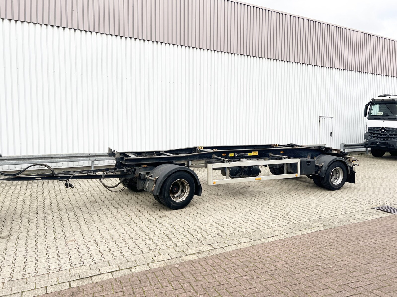 Andere HSA 18.70 HSA 18.70 Schlittenabroller - Roll-off/ Skip trailer: picture 1 Andere HSA 18.70 HSA 18.70 Schlittenabroller - Roll-off/ Skip trailer: picture 1