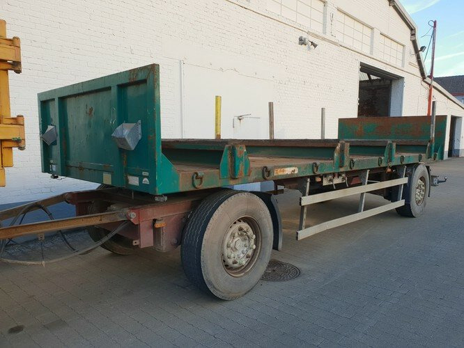 Anhänger Plateau Anhänger Pritsche Plateau, Rungen, 3x vorh. - Dropside/ Flatbed trailer: picture 3 Anhänger Plateau Anhänger Pritsche Plateau, Rungen, 3x vorh. - Dropside/ Flatbed trailer: picture 3