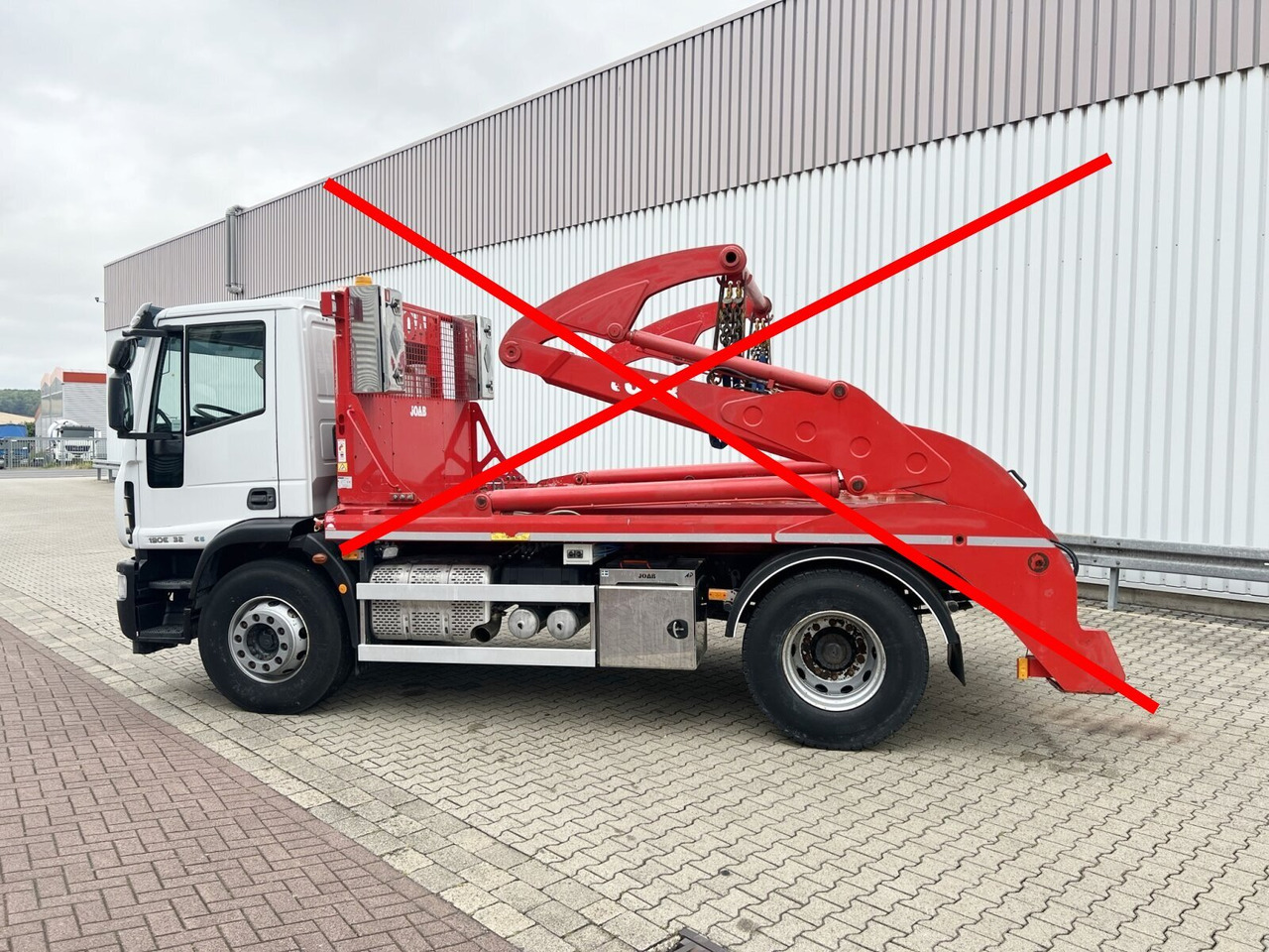 EuroCargo ML190EL32 4x2 EuroCargo ML190EL32 4x2 - Cab chassis truck: picture 2 EuroCargo ML190EL32 4x2 EuroCargo ML190EL32 4x2 - Cab chassis truck: picture 2