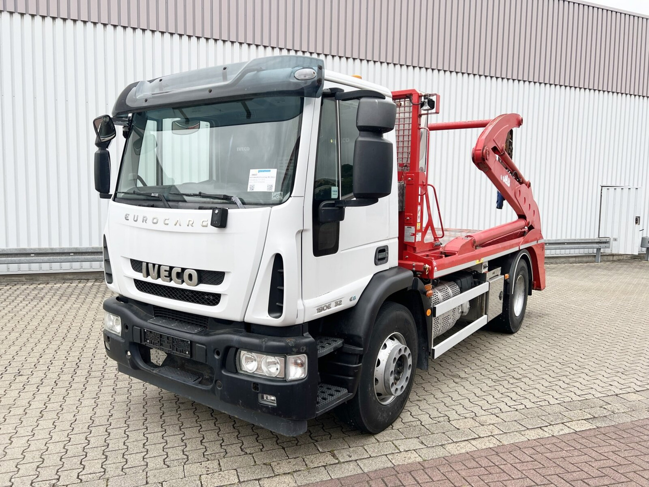 Skip loader truck EuroCargo ML190EL32 4x2 EuroCargo ML190EL32 4x2, Funk: picture 10 Skip loader truck EuroCargo ML190EL32 4x2 EuroCargo ML190EL32 4x2, Funk: picture 10