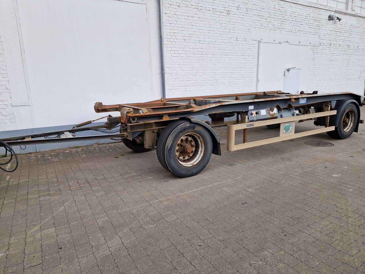 HKM G18 EL 5,0 G18 EL 5,0 Abrollanhänger - Roll-off/ Skip trailer: picture 1 HKM G18 EL 5,0 G18 EL 5,0 Abrollanhänger - Roll-off/ Skip trailer: picture 1