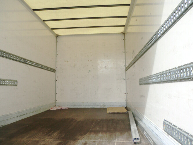 Iveco EuroCargo 75 E 17/4x2 EuroCargo 75 E 17/4,2, 6x VORHANDEN! - Box truck: picture 4 Iveco EuroCargo 75 E 17/4x2 EuroCargo 75 E 17/4,2, 6x VORHANDEN! - Box truck: picture 4