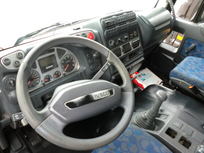 Iveco EuroCargo 75 E 17/4x2 EuroCargo 75 E 17/4x2, 6x VORHANDEN! - Box truck: picture 5 Iveco EuroCargo 75 E 17/4x2 EuroCargo 75 E 17/4x2, 6x VORHANDEN! - Box truck: picture 5