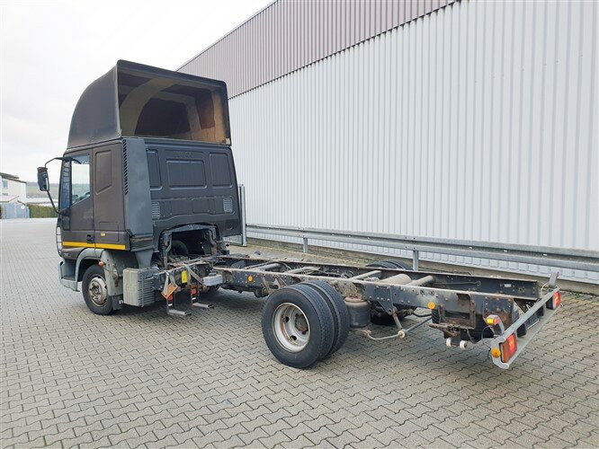 Iveco EuroCargo 75 E 17/4x2 EuroCargo 75 E 17/4x2, 6x VORHANDEN! - Cab chassis truck: picture 4 Iveco EuroCargo 75 E 17/4x2 EuroCargo 75 E 17/4x2, 6x VORHANDEN! - Cab chassis truck: picture 4