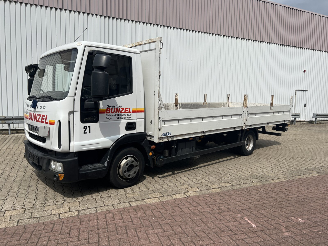 Iveco EuroCargo 75E18 4x2 EuroCargo 75E18 4x2, EEV - Dropside/ Flatbed truck: picture 1 Iveco EuroCargo 75E18 4x2 EuroCargo 75E18 4x2, EEV - Dropside/ Flatbed truck: picture 1