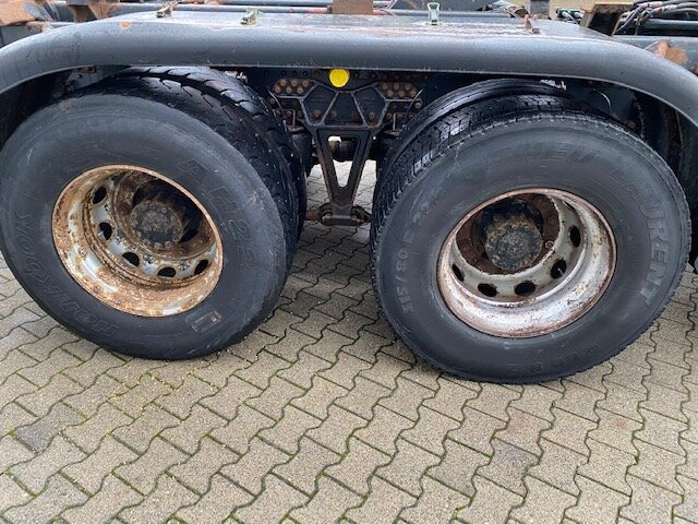 MAN T40 26.364/414 6x4, 6-Zylinder T40 26.364/414 6x4, 6-Zylinder - Cab chassis truck: picture 3 MAN T40 26.364/414 6x4, 6-Zylinder T40 26.364/414 6x4, 6-Zylinder - Cab chassis truck: picture 3
