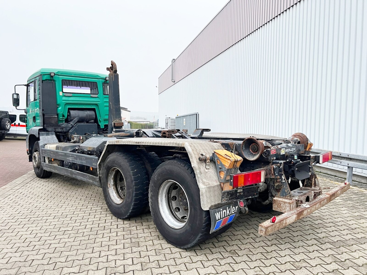 Hook lift truck MAN TGA 26.463 6x4 BB TGA 26.463 6x4 BB: picture 11