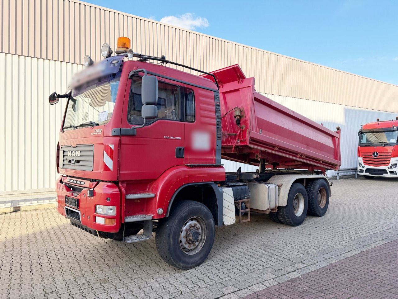 MAN TGA 26.480 6X6H BL TGA 26.480 6X6H BL, HydroDrive, Intarder, Wechselsystem (Sattelplatte) - Tipper: picture 1 MAN TGA 26.480 6X6H BL TGA 26.480 6X6H BL, HydroDrive, Intarder, Wechselsystem (Sattelplatte) - Tipper: picture 1