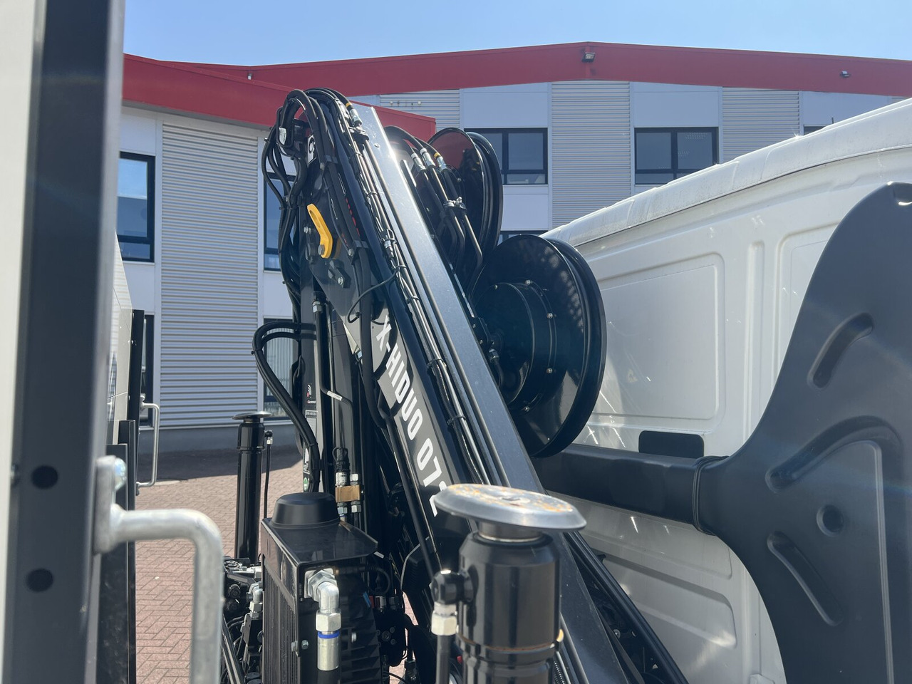 MAN TGL 12.190 4x2 BL TGL 12.190 4x2 BL mit Kran Hiab Hiduo 072DS-4 - Crane truck: picture 5 MAN TGL 12.190 4x2 BL TGL 12.190 4x2 BL mit Kran Hiab Hiduo 072DS-4 - Crane truck: picture 5