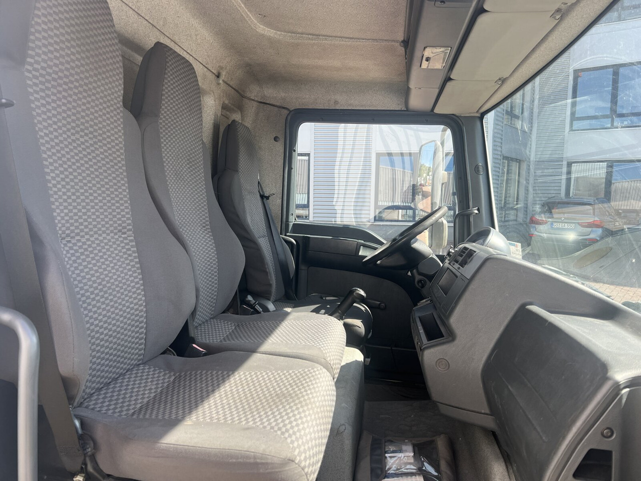 MAN TGL 7.150 4x2 BB TGL 7.150 4x2 BB mit LBW BÄR - Dropside/ Flatbed truck: picture 5 MAN TGL 7.150 4x2 BB TGL 7.150 4x2 BB mit LBW BÄR - Dropside/ Flatbed truck: picture 5