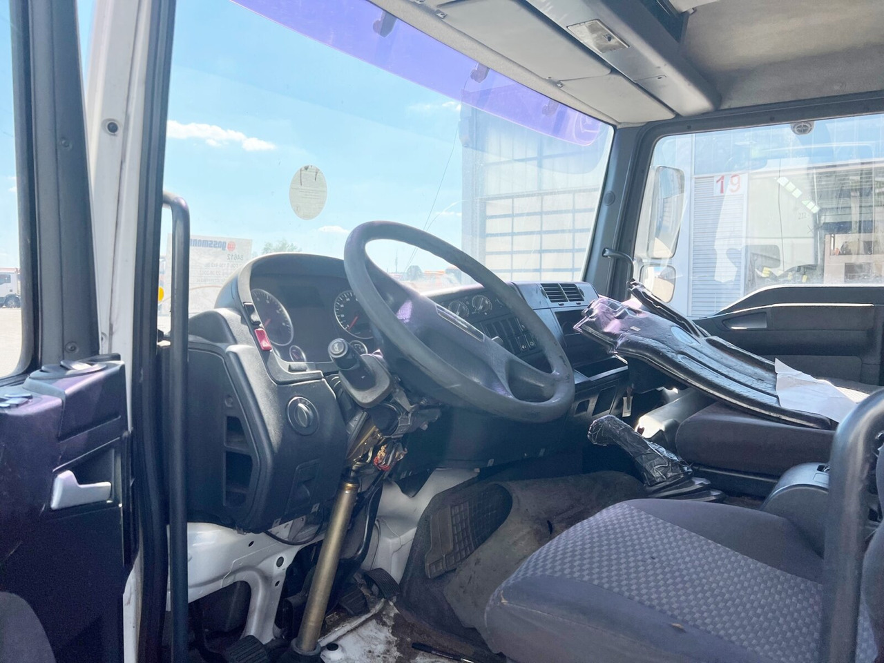 Box truck MAN TGL 7.150 4x2 BL TGL 7.150 4X2 BL mit MBB LBW: picture 9 Box truck MAN TGL 7.150 4x2 BL TGL 7.150 4X2 BL mit MBB LBW: picture 9