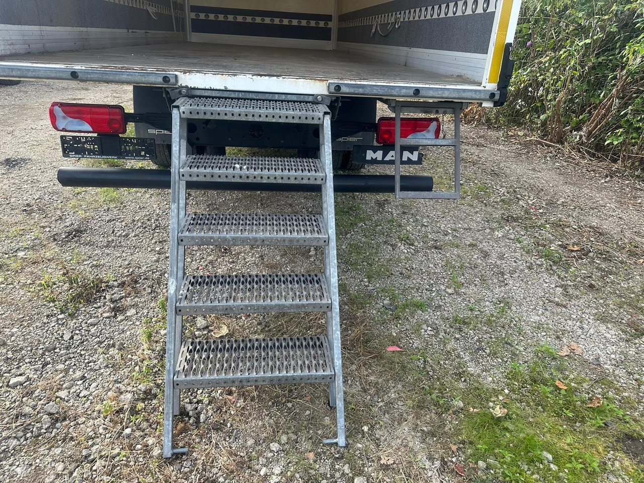 Box truck MAN TGL 8.150 4x2 BL TGL 8.150 4x2 BL, Möbelkoffer mit Rolltor: picture 13