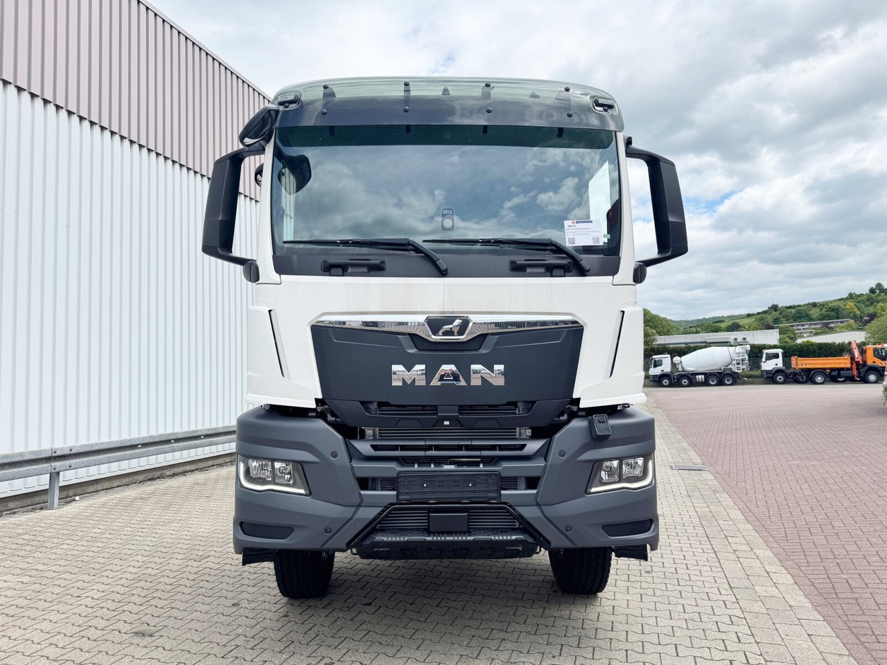 New Cab chassis truck MAN TGS 33.480 6x6 BB CH TGS 33.480 6x6 BB CH, Hohe Bauart, Nebenantrieb: picture 8