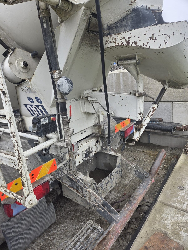 MAN TGS 35.440BB 8x4 TGS 35.440 BB/8x4, 9 cbm, Liebherr HTM 904 F - Concrete mixer truck: picture 2 MAN TGS 35.440BB 8x4 TGS 35.440 BB/8x4, 9 cbm, Liebherr HTM 904 F - Concrete mixer truck: picture 2