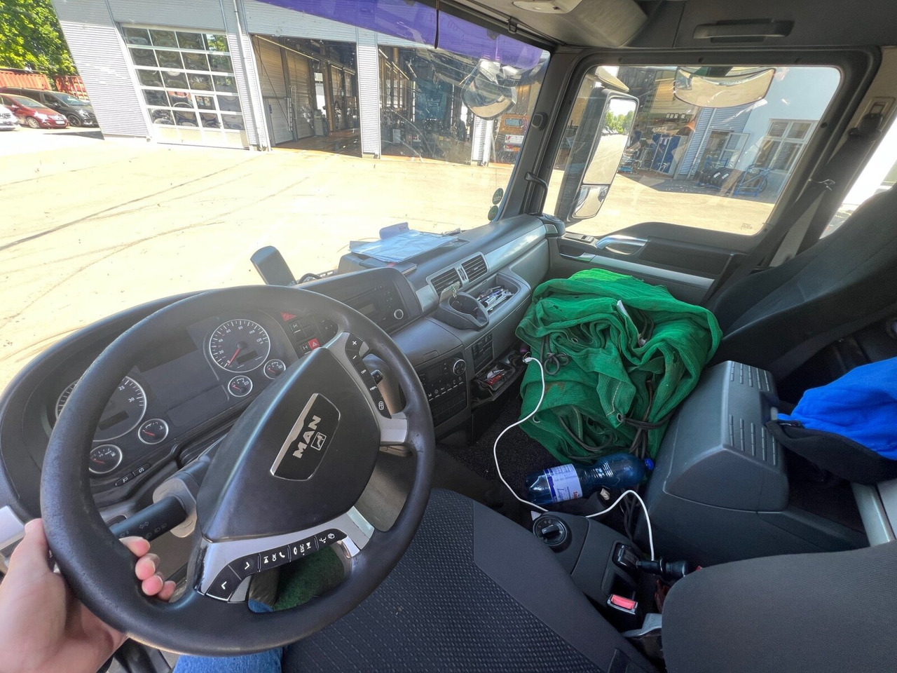 MAN TGS 35.480 8x4 BL TGS 35.480 8x4 BL - Hook lift truck: picture 5 MAN TGS 35.480 8x4 BL TGS 35.480 8x4 BL - Hook lift truck: picture 5