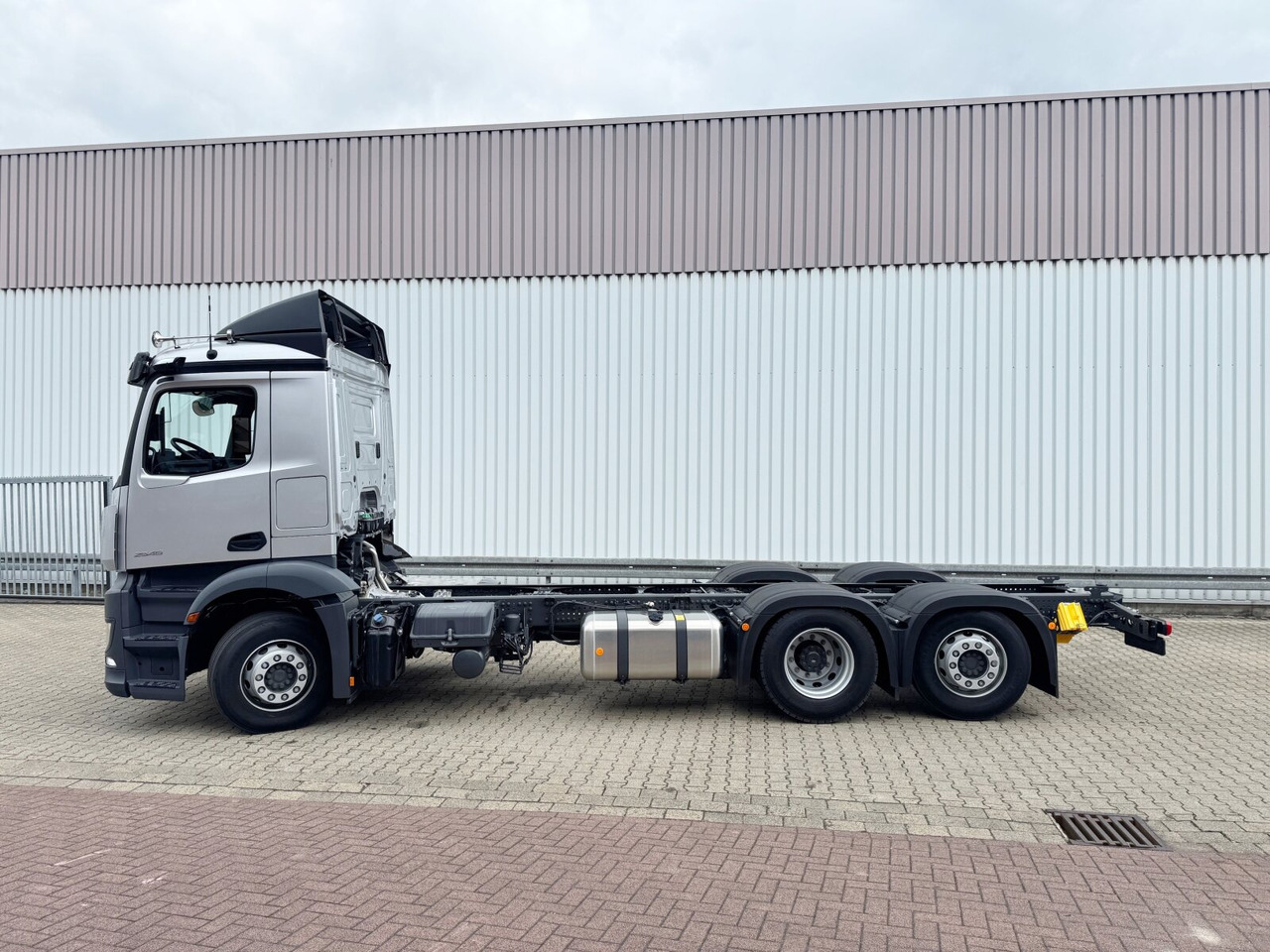 New Cab chassis truck Mercedes-Benz Actros 2546 L 6x2 Actros 2546 L 6x2, Retarder, Lenk-/Lift, LED, Navi, ADR, MirrorCam, MultimediaCockpit: picture 13